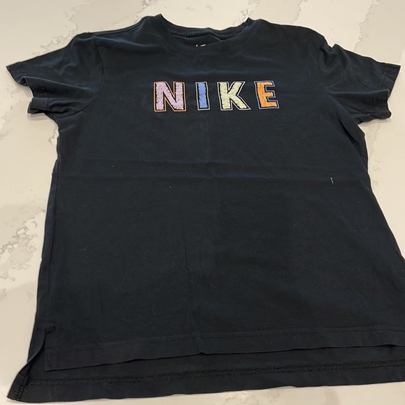 Boys Youth XL Nike and Under Armor tees - Picture 6 of 7